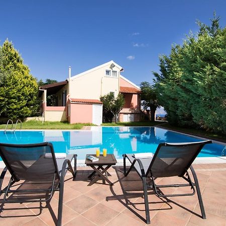 Sea View Estate Helios Βίλα Πέραμα Εξωτερικό φωτογραφία