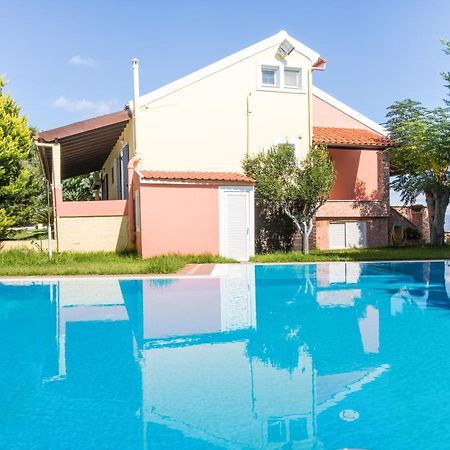 Sea View Estate Helios Βίλα Πέραμα Εξωτερικό φωτογραφία