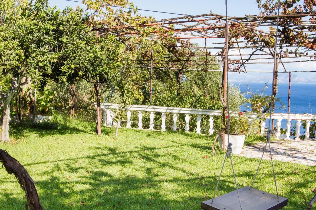 Sea View Estate Helios Βίλα Πέραμα Εξωτερικό φωτογραφία