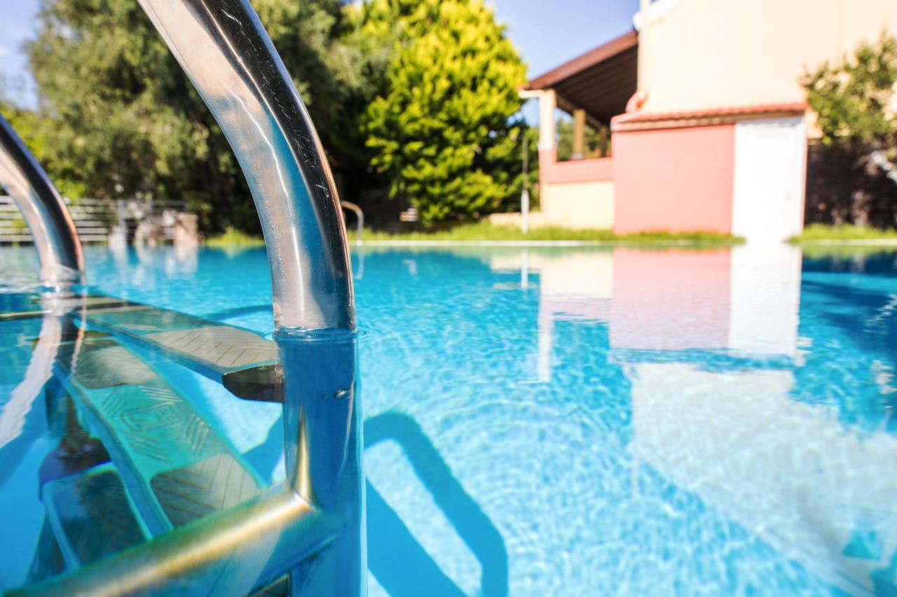 Sea View Estate Helios Βίλα Πέραμα Εξωτερικό φωτογραφία